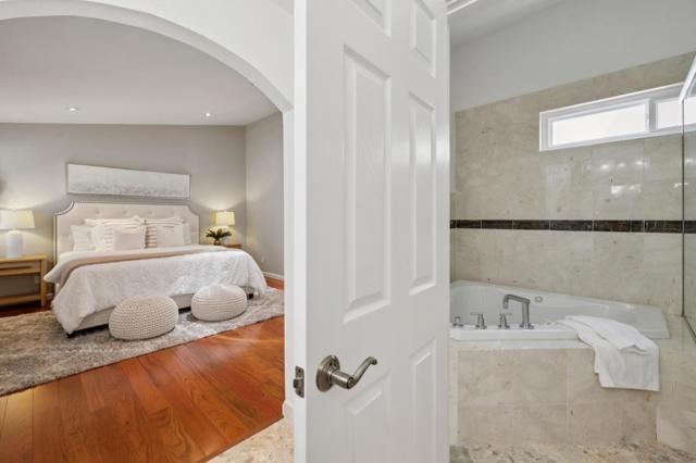 704 Prescott Lane, Foster City CA: https://media.crmls.org/mediaz/2304475c-9a76-4d39-8a8b-31d3663bae72.jpg
