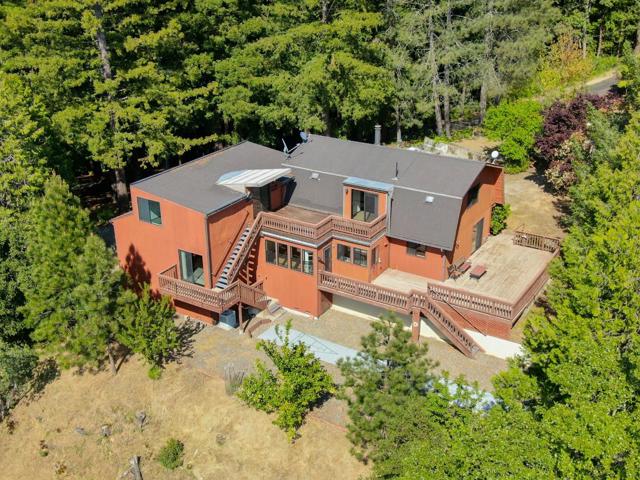 1315 Sunset Ridge Road, Los Gatos CA: https://media.crmls.org/mediaz/23044996-9d0f-433e-805b-eeddb0ff8356.jpg