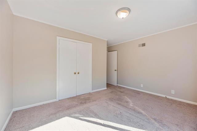 20 Queen Anne Court, Millbrae CA: https://media.crmls.org/mediaz/23055437-a8f0-4c00-ab3a-882520a75f66.jpg