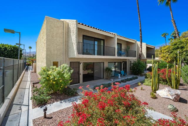 2338 Los Patos Drive, Palm Springs, CA 92264
