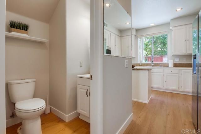 Detail Gallery Image 14 of 45 For 4455 Milano Way, Oceanside,  CA 92057 - 4 Beds | 2/1 Baths