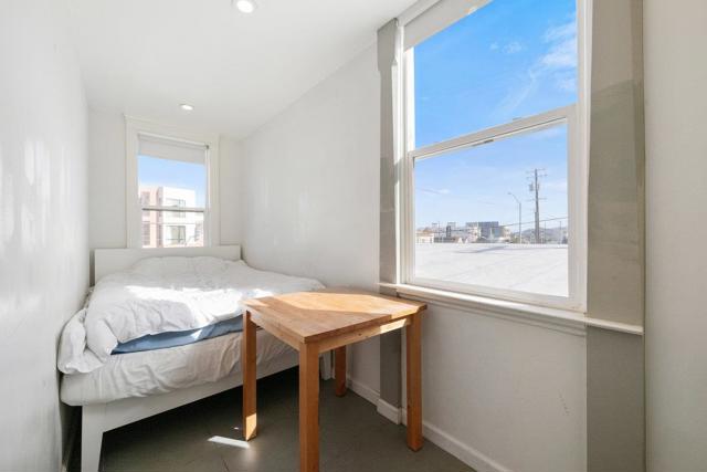 5709 Mission Street, San Francisco CA: https://media.crmls.org/mediaz/23091955-2ca4-4f5f-8dc2-c38bcd839046.jpg