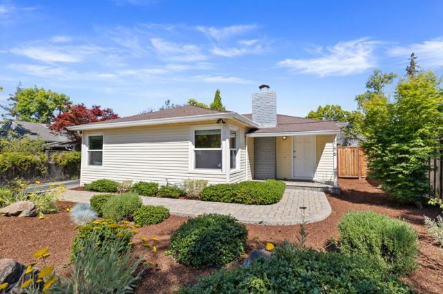 166 Willow Road, Menlo Park CA: https://media.crmls.org/mediaz/230981a9-1fe0-4bb2-90e3-0469e756dc1b.jpg