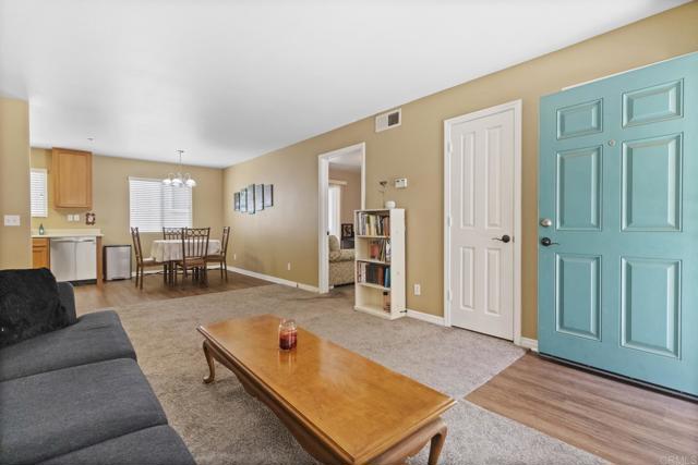 Detail Gallery Image 5 of 36 For 115 6th St #202,  Ramona,  CA 92065 - 2 Beds | 2 Baths