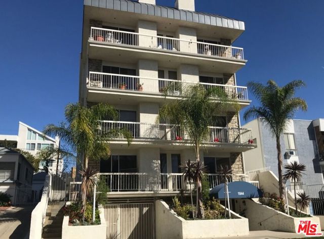 1844 Thayer Avenue, Los Angeles CA: https://media.crmls.org/mediaz/230bd6da-6440-4f4d-bea8-8cc144507ce8.jpg