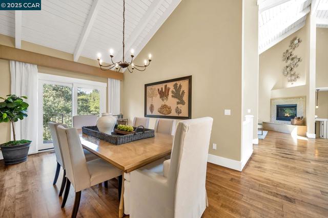 691 Old Jonas Hill Rd, Lafayette CA: https://media.crmls.org/mediaz/230c1bc8-186d-4481-8e97-b199ac3fb6ad.jpg