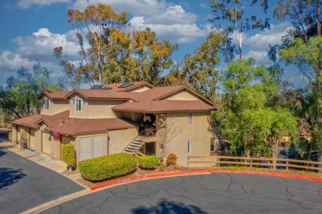 7336 Mission Dam Terrace, Santee CA: https://media.crmls.org/mediaz/230c8a75-2e83-4d21-b79a-7b17cae76d0d.jpg