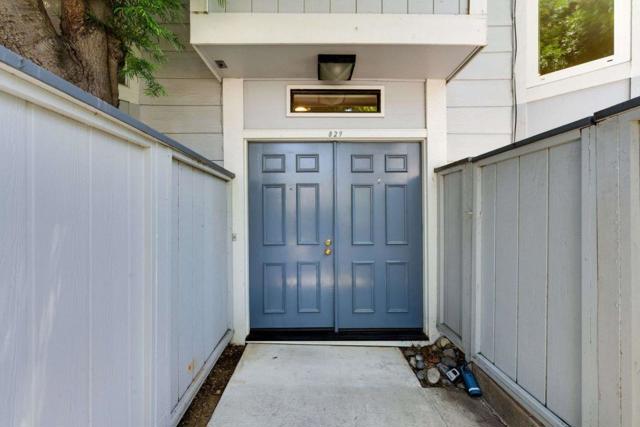829 Montgomery Street, Mountain View CA: https://media.crmls.org/mediaz/230c92f2-e0be-4f60-bb9b-17a8fdf5906c.jpg