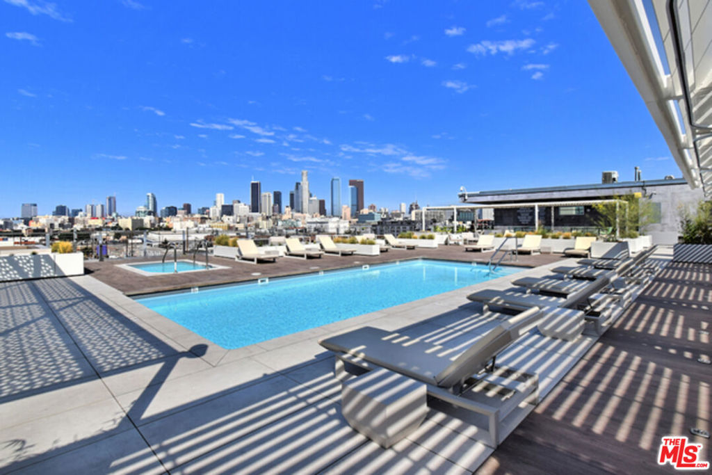 MLS #25495665 img 10