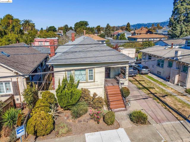 1028 61St St, Oakland, California 94608, ,Multi-Family,For Sale,61St St,41076790