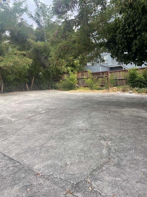 Image 5 of 44 For 1838 5th Ave