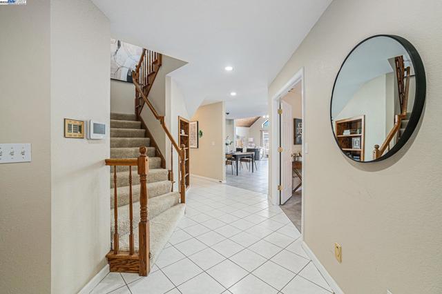 4325 Monterey ct, Discovery Bay CA: https://media.crmls.org/mediaz/230f97a5-dd44-496c-94bc-8fcd3718e218.jpg