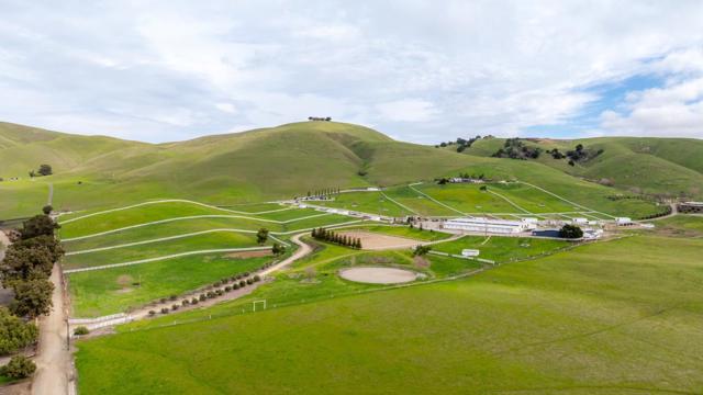 6033 Dagnino Road, Livermore CA: https://media.crmls.org/mediaz/230f9947-618e-49d1-ba20-bc14d6669bbf.jpg