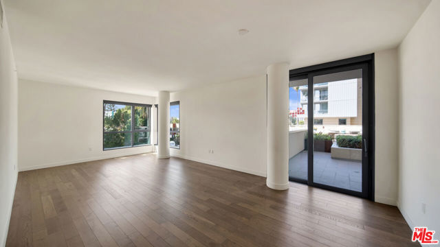 Image 8 of 60 For 1755 Ocean Avenue 303