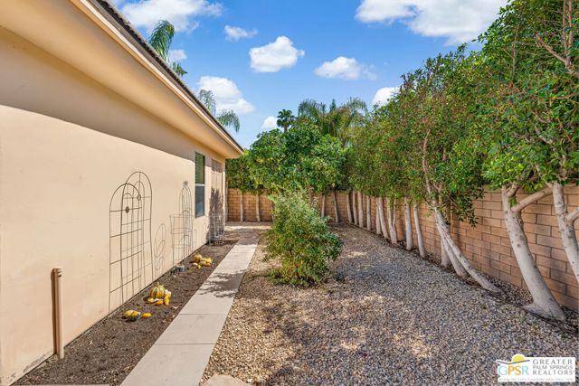 7 Ridgeline Way, Rancho Mirage, CA 92270