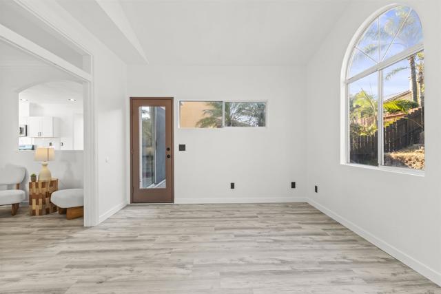 Detail Gallery Image 22 of 43 For 1344 Corte Lira, San Marcos,  CA 92069 - 4 Beds | 2/1 Baths