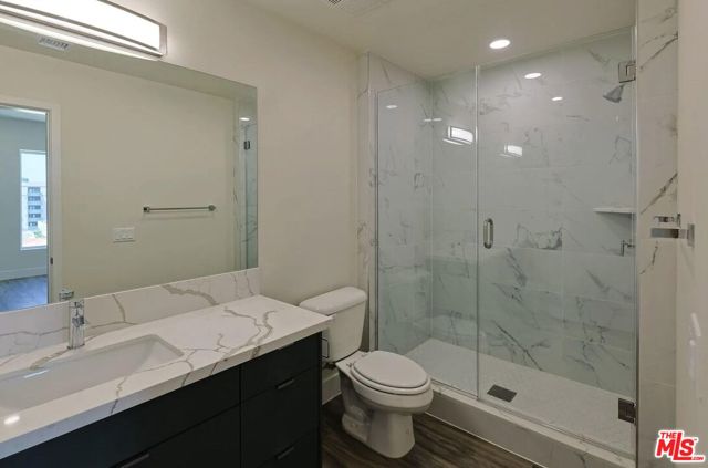 1037 Dewey Avenue, Los Angeles CA: https://media.crmls.org/mediaz/23125d70-fcbe-4314-9976-8a700f3ed062.jpg