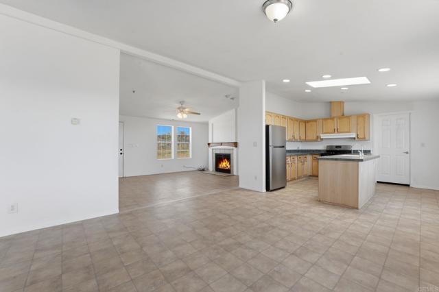 Detail Gallery Image 5 of 74 For 909 Tierra De Luna, Boulevard,  CA 91905 - 8 Beds | 6 Baths