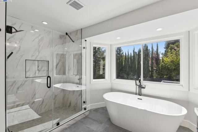 25 Mackenzie, Danville CA: https://media.crmls.org/mediaz/2313553f-2468-4d58-9bde-eecb7aa8f489.jpg