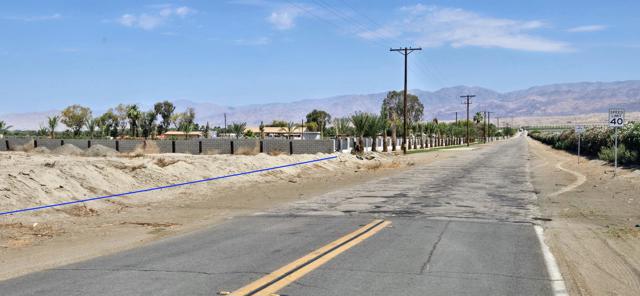 0 52th Avenue, Coachella CA: https://media.crmls.org/mediaz/23135661-2a83-42ad-ac0e-1971beb65833.jpg