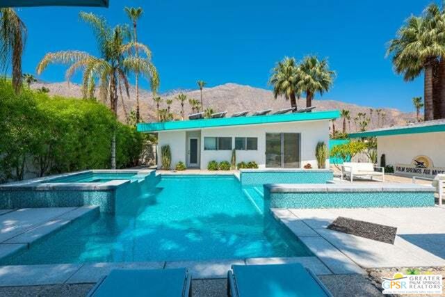 780 S Palo Verde Avenue, Palm Springs CA: https://media.crmls.org/mediaz/23139317-1fcc-4863-8cfc-f867a39bbef8.jpg