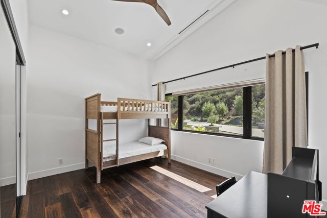 31830 Lobo Canyon, Agoura Hills CA: https://media.crmls.org/mediaz/2313f846-f235-4d30-9f55-02c45c93cc78.jpg
