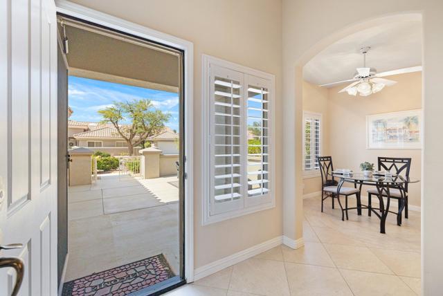 78352 Yucca Blossom Drive, Palm Desert CA: https://media.crmls.org/mediaz/23146bbb-810f-496d-b2d0-20196ad01e95.jpg