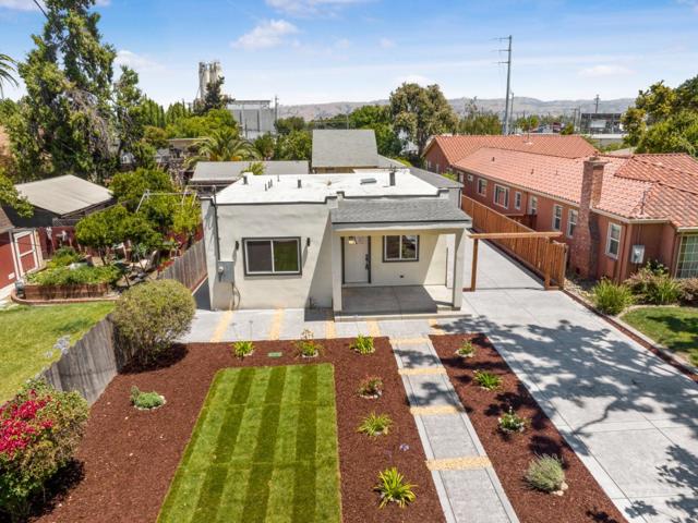 730 Laurel Street, San Jose CA: https://media.crmls.org/mediaz/2314780d-0c97-4d7f-9058-d2b7b956e419.jpg