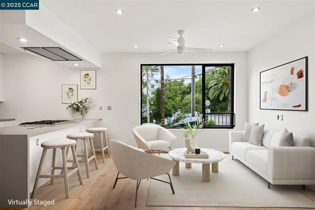 58 Vernon St, Oakland CA: https://media.crmls.org/mediaz/23152eea-4ad5-48d5-aa61-196db4dc6a93.jpg