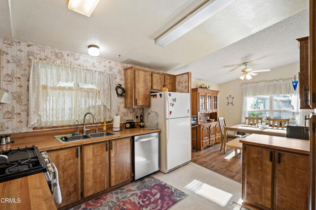 Detail Gallery Image 9 of 21 For 975 W Telegraph Rd #10,  Santa Paula,  CA 93060 - 2 Beds | 2 Baths