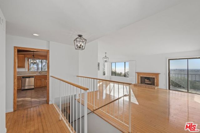 6774 Las Olas Way photo 8