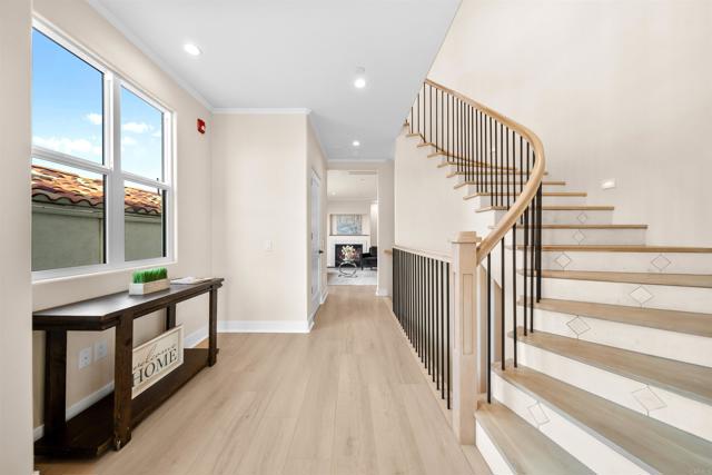 812 N Cleveland Street, Oceanside CA: https://media.crmls.org/mediaz/231779fb-491b-4d0c-b378-826b6906f3f9.jpg