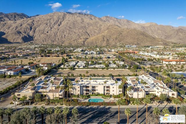 255 Avenida Caballeros, Palm Springs, California 92262, 2 Bedrooms Bedrooms, ,Condominium,For Sale,Avenida Caballeros,24433207