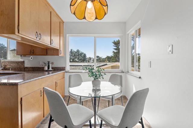 478 Paloma Avenue, Pacifica CA: https://media.crmls.org/mediaz/231b8fbb-239c-4db8-b0b3-fdec0f384430.jpg