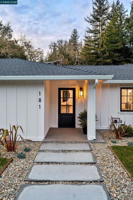 181 Lombardy Lane, Orinda CA: https://media.crmls.org/mediaz/231c100d-301e-4e57-9e41-4768e9c5cfbb.jpg