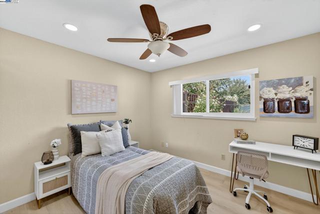 1810 Peary Way, Livermore CA: https://media.crmls.org/mediaz/231c21ca-76c4-439a-815a-011cfd9f2242.jpg