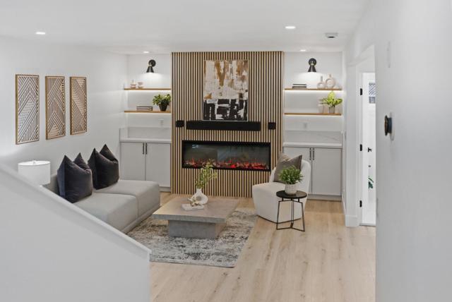 422 Liquidambar Way, Sunnyvale CA: https://media.crmls.org/mediaz/231d474d-5b31-4902-bb98-70beb9d080ae.jpg