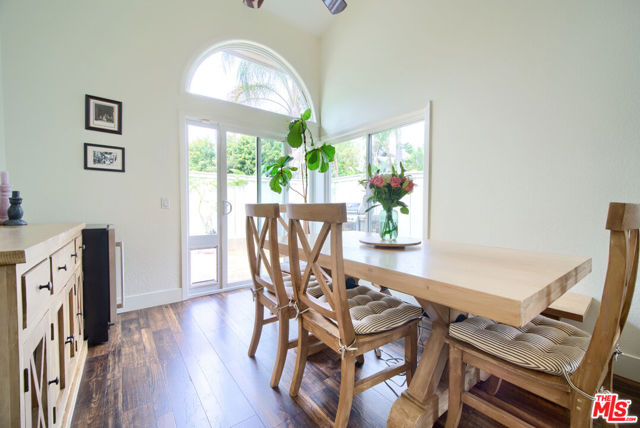 52 Carriage Hill Lane, Laguna Hills CA: https://media.crmls.org/mediaz/231e2515-1c9b-4a64-bf53-62df580784ba.jpg