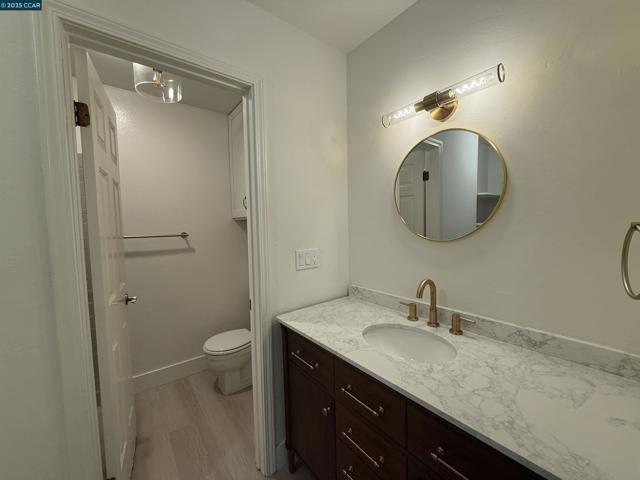 2564 Walnut Blvd, Walnut Creek CA: https://media.crmls.org/mediaz/231fd29b-bdb6-46fe-9ba0-477abaad9b1a.jpg