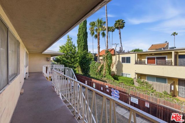 18611 Clark Street photo 7