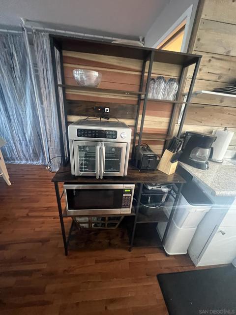 920 Chapin Dr, Julian CA: https://media.crmls.org/mediaz/23200166-0e3b-4282-a477-5cd3da34fa30.jpg