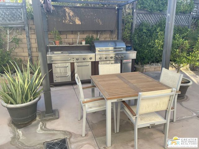1596 Sabita Way, Palm Springs CA: https://media.crmls.org/mediaz/232053ff-1ae0-4482-88fe-863e3f883b37.jpg