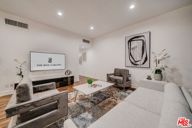 900 W Olympic Boulevard, Los Angeles CA: https://media.crmls.org/mediaz/2320e742-e2c2-47b1-8fcd-2a9fcbd9934d.jpg