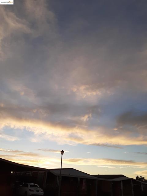 91 Diana Way, Antioch CA: https://media.crmls.org/mediaz/2321106c-1e1d-4fd9-b0c4-4a99138cd189.jpg