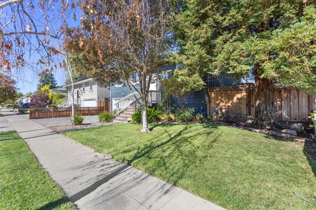 1619 Hallbrook Drive, San Jose CA: https://media.crmls.org/mediaz/2321eef4-65eb-425a-a086-d8f42909b0a0.jpg