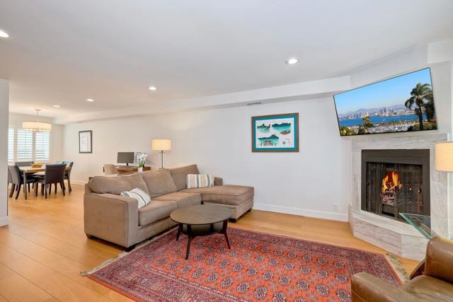 1174 Locust St, San Diego CA: https://media.crmls.org/mediaz/232222cd-db98-4589-bb7f-39187ba7d684.jpg