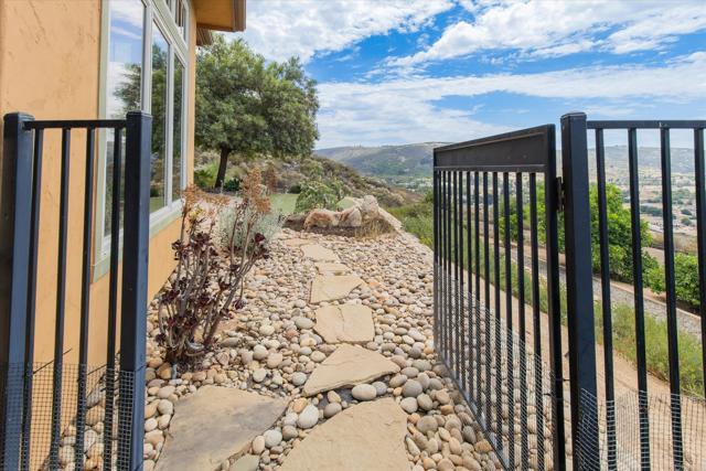 Detail Gallery Image 54 of 70 For 284 Ramona Real, Ramona,  CA 92065 - 3 Beds | 2 Baths