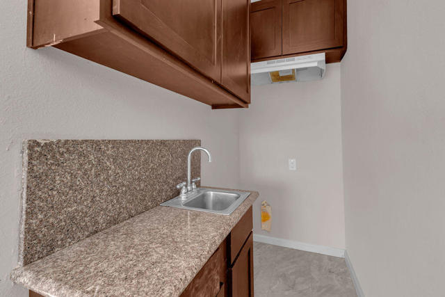 Image 20 of 24 For 66790 Yucca Drive