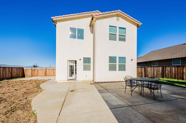 670 Bikle Drive, King City CA: https://media.crmls.org/mediaz/23257190-6939-4112-aab6-4cbc5c3a342e.jpg
