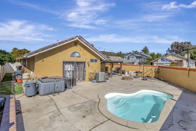 39820 Osprey Road, Murrieta CA: https://media.crmls.org/mediaz/23259add-b471-4092-a560-6b4ad8df5fa2.jpg